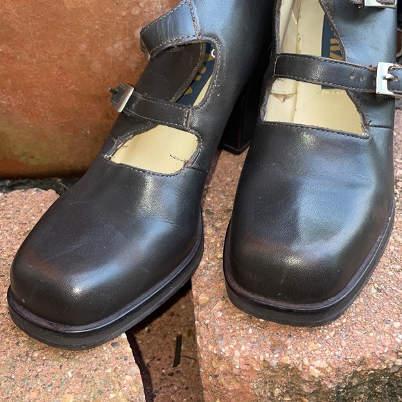 MIA vintage block heel. Dark brown - Picture 3 of 9